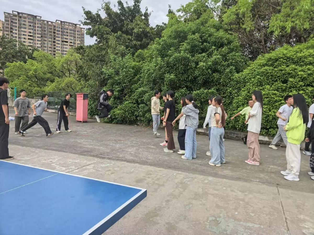 看球吧NBA频道