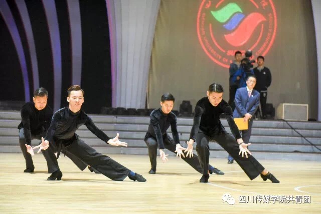看球吧超级联赛图片